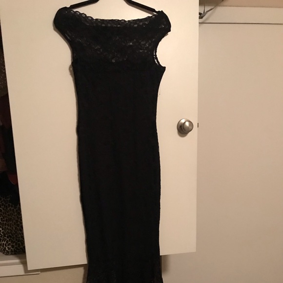 Dresses & Skirts - Small blk lace dress new